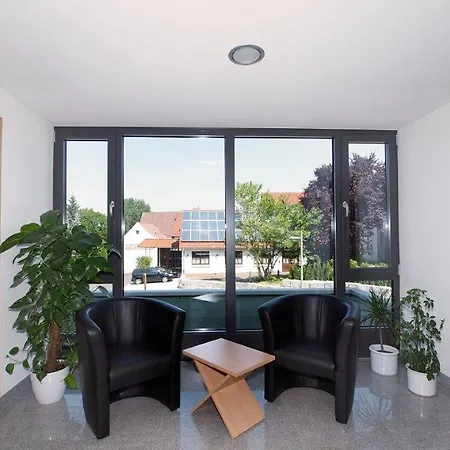 Schuetzen Gbr 3* 라우파임