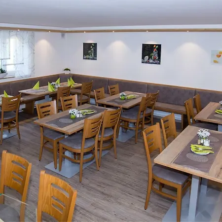 Hotel Schützen 3*